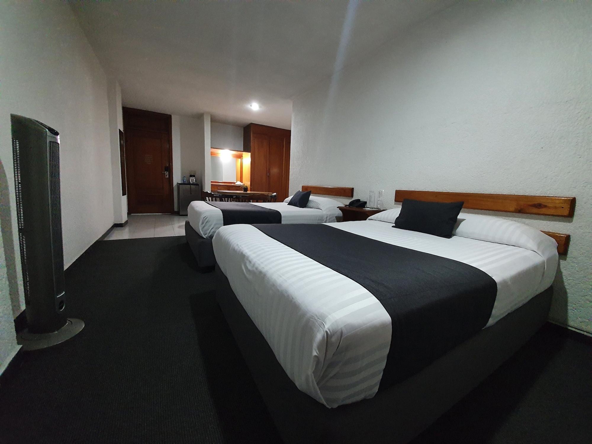 Estanza Hotel & Suites Morelia Dış mekan fotoğraf